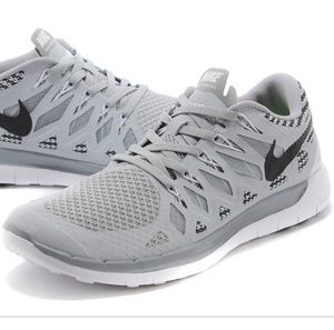 Men's Gray Nike Free 5.0 Athletic Shoe